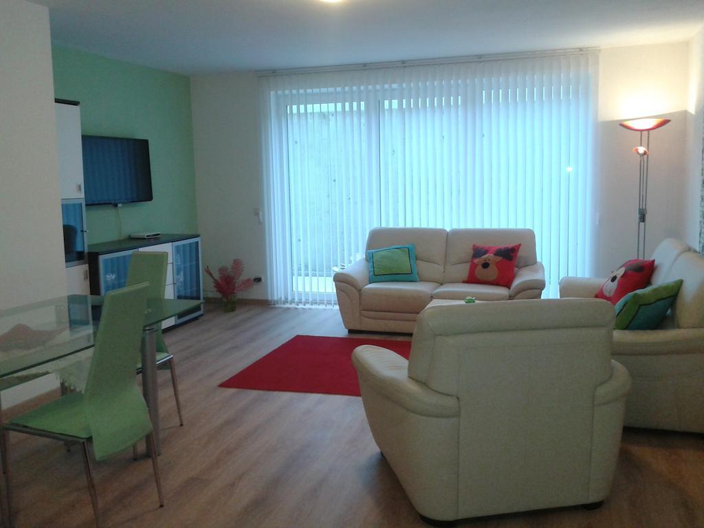 Haus Senel Apartamento Eben Im Pongau Quarto foto