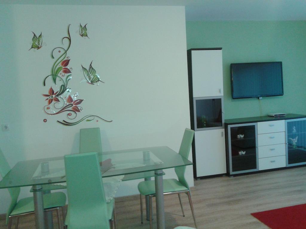 Haus Senel Apartamento Eben Im Pongau Quarto foto