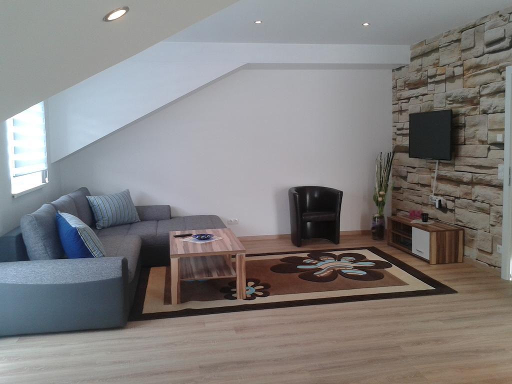 Haus Senel Apartamento Eben Im Pongau Quarto foto
