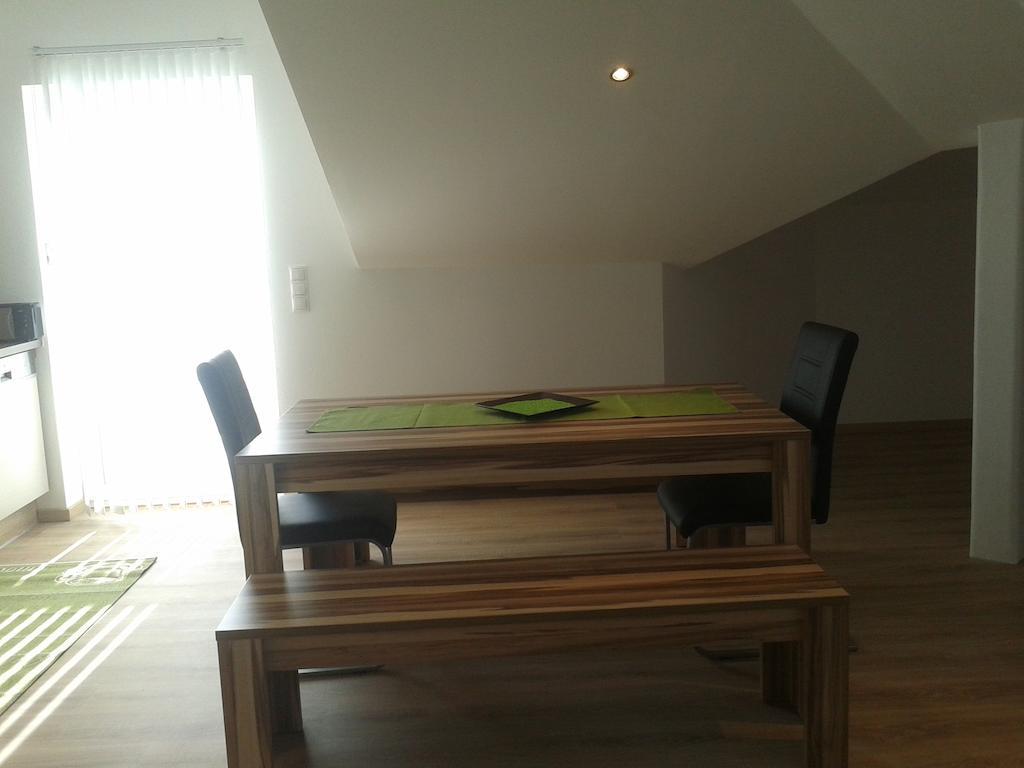 Haus Senel Apartamento Eben Im Pongau Quarto foto